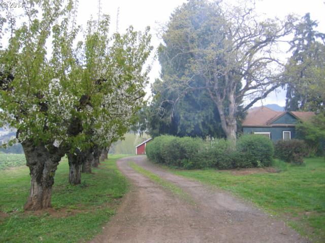 1255 Icy Road Hood River, OR 97031 - Photo 1 of 10 Gallery Image 1