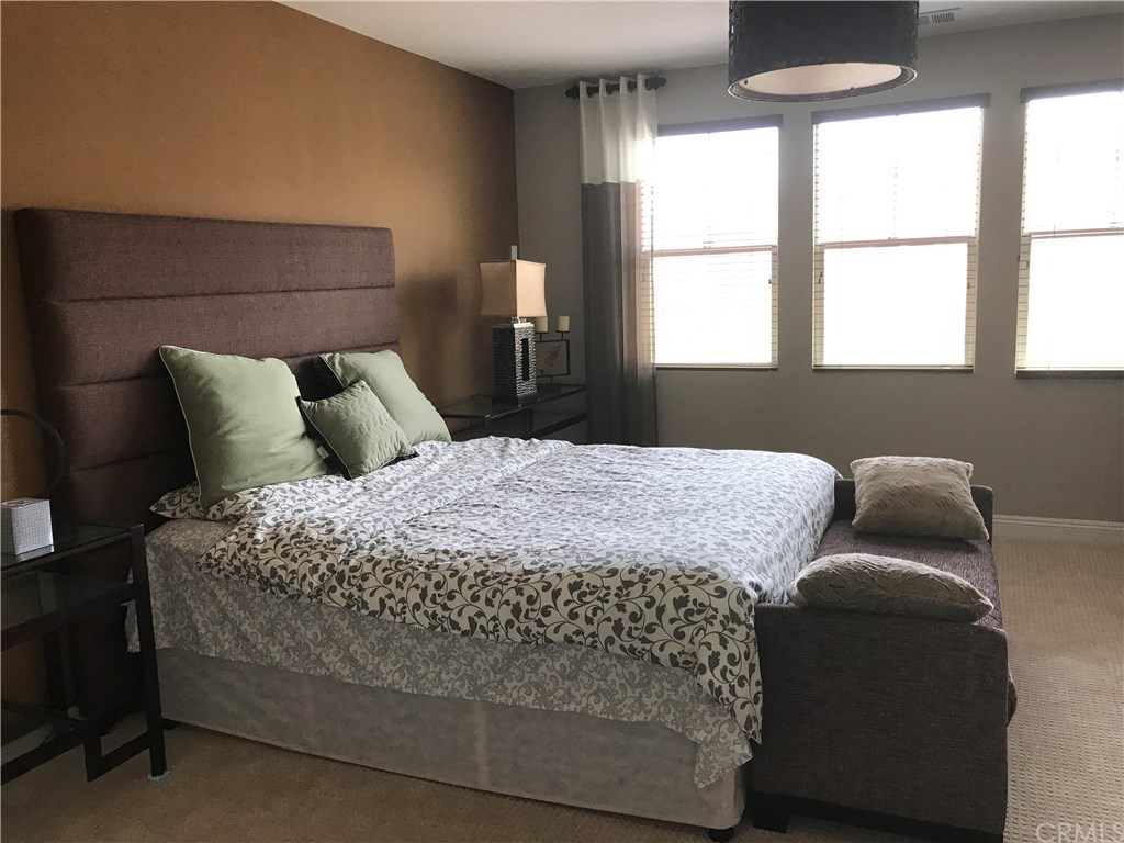 184 Compass Irvine, CA 92618 - Photo 15 of 42