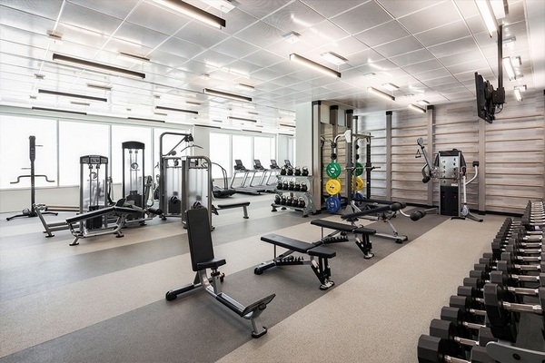 HOUSE39 225 E 39th St, Manhattan, NY 10016 - Photo 3 of 7