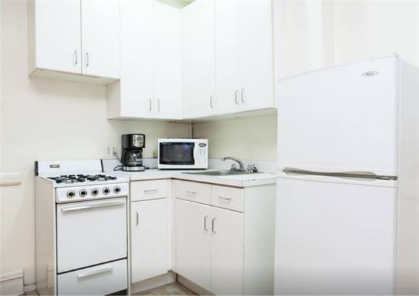 39 Christopher Street, Unit 3A Manhattan, NY 10014 - Photo 3 of 9