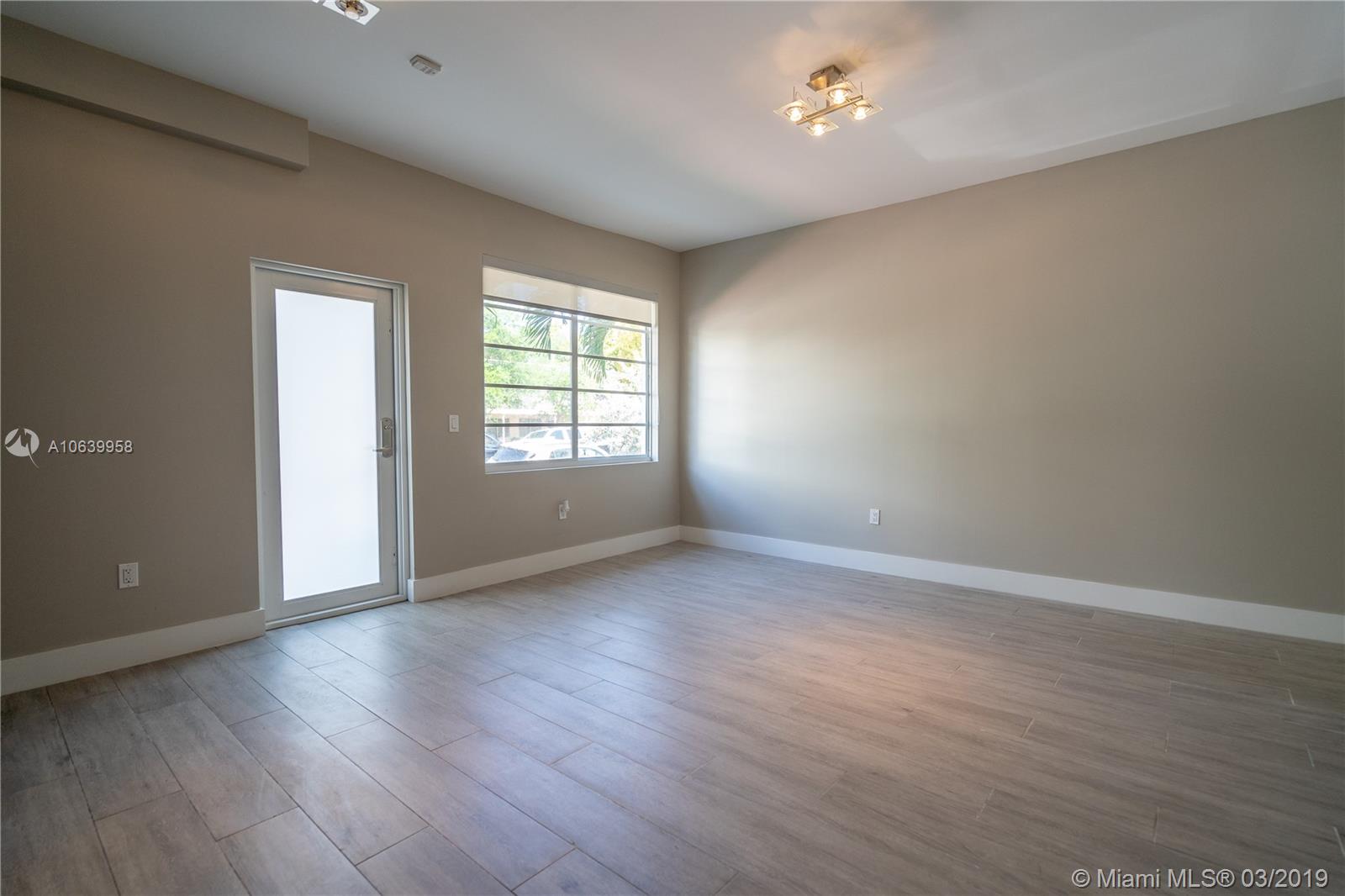 1100 10th Street, Unit 9 Miami Beach, FL 33139 - Photo 7 of 16