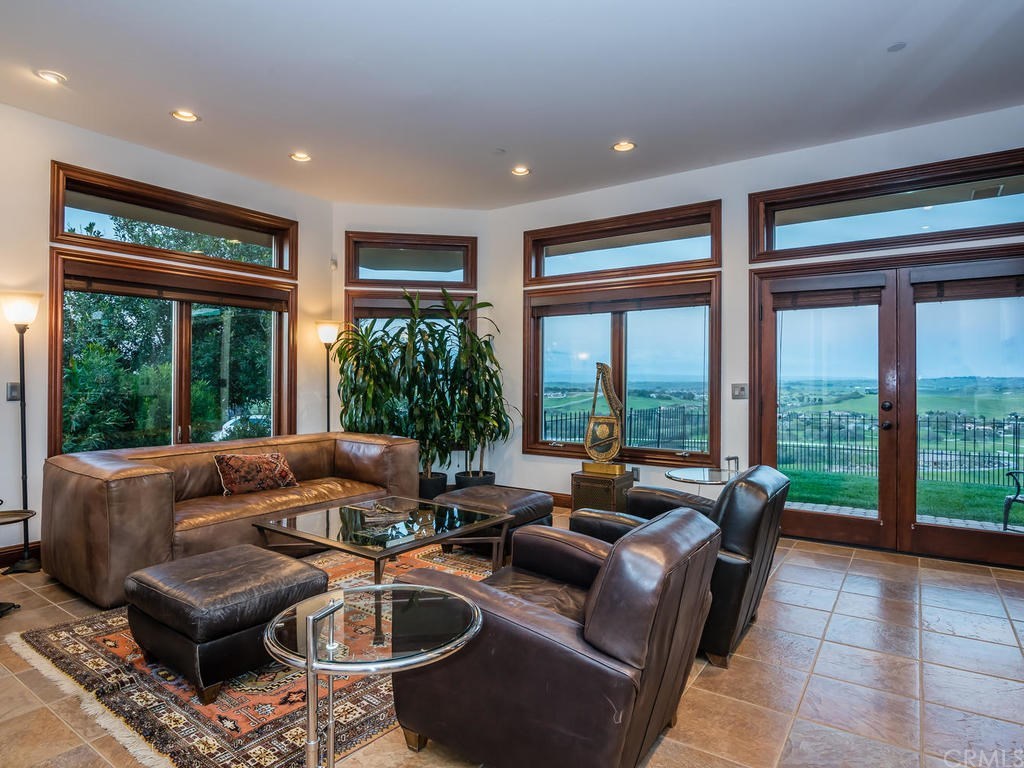 2390 Battering Rock Road Templeton, CA 93465 - Photo 7 of 44