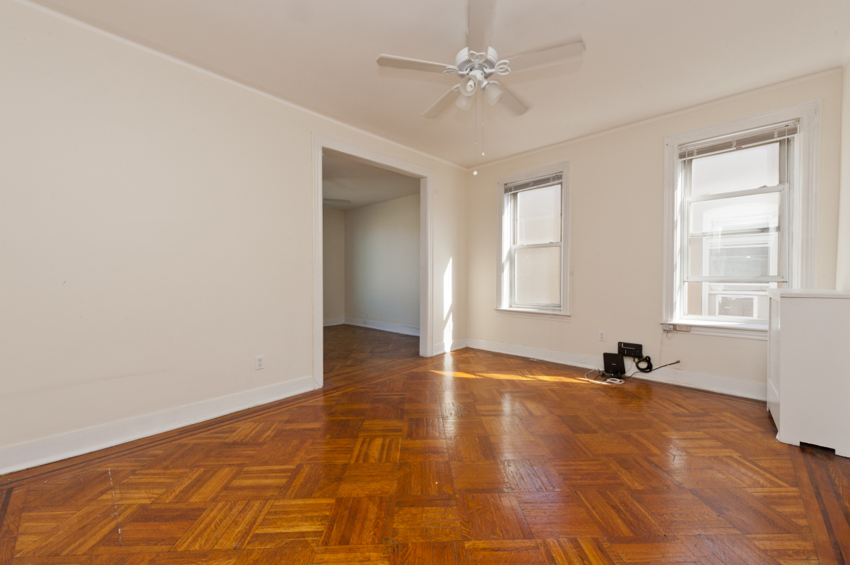 24-30 35th Street, Unit 2 Queens, NY 11103 - Photo 4 of 8
