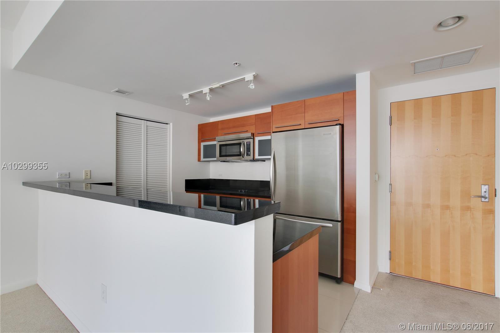 253 Northeast 2nd Street, Unit 1710 Miami, FL 33132 - Photo 9 of 35