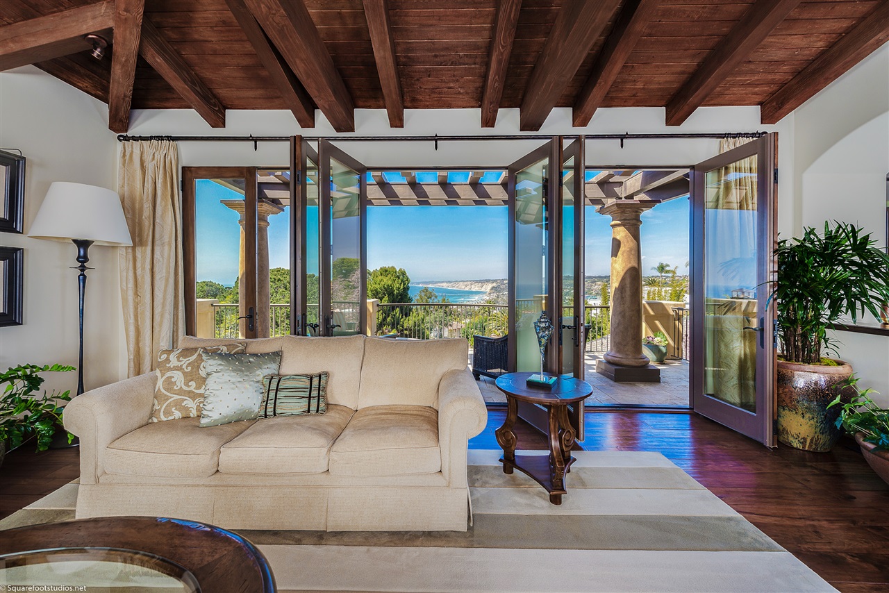 7682 Hillside Drive La Jolla, CA 92037 - Photo 4 of 25