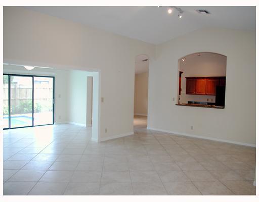 11626 Countryview Lane Boca Raton, FL 33428 - Photo 4 of 6