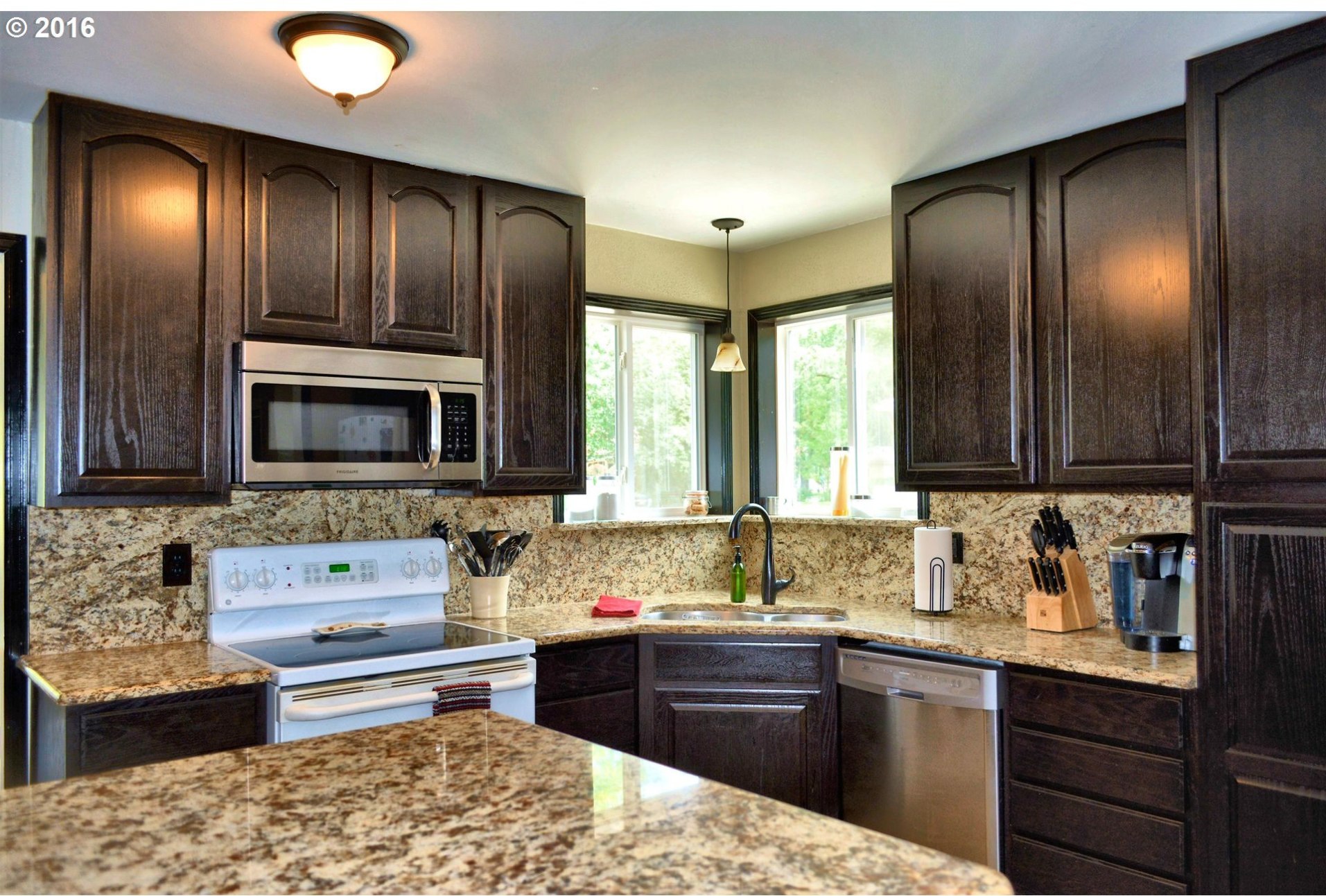 13330 Southwest Rita Drive Beaverton, OR 97005 - Photo 19 of 32 Gallery Image 19