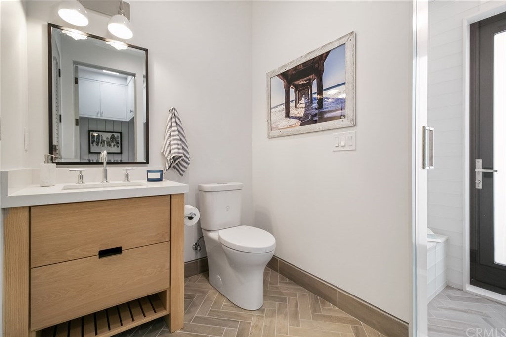 2120 The Strand Hermosa Beach, CA 90254 - Photo 33 of 51