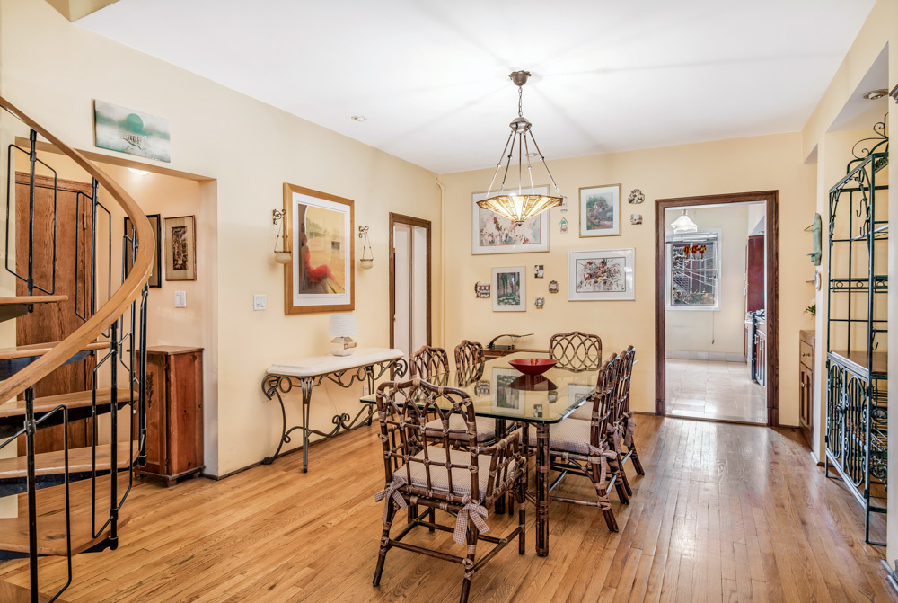 151 McGuinness Boulevard Brooklyn, NY 11222 - Photo 3 of 15