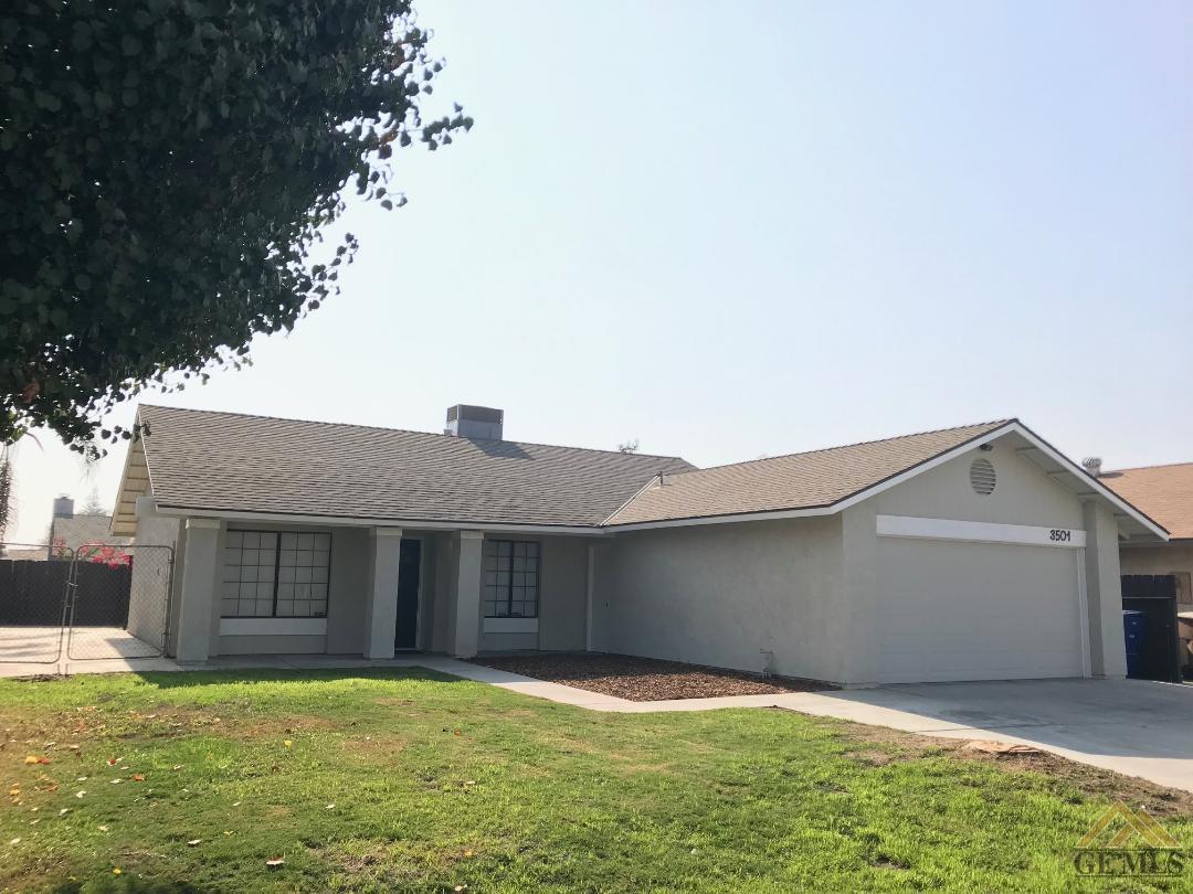 3501 Harris Road Bakersfield, CA 93313 - Photo 1 of 7 Gallery Image 1