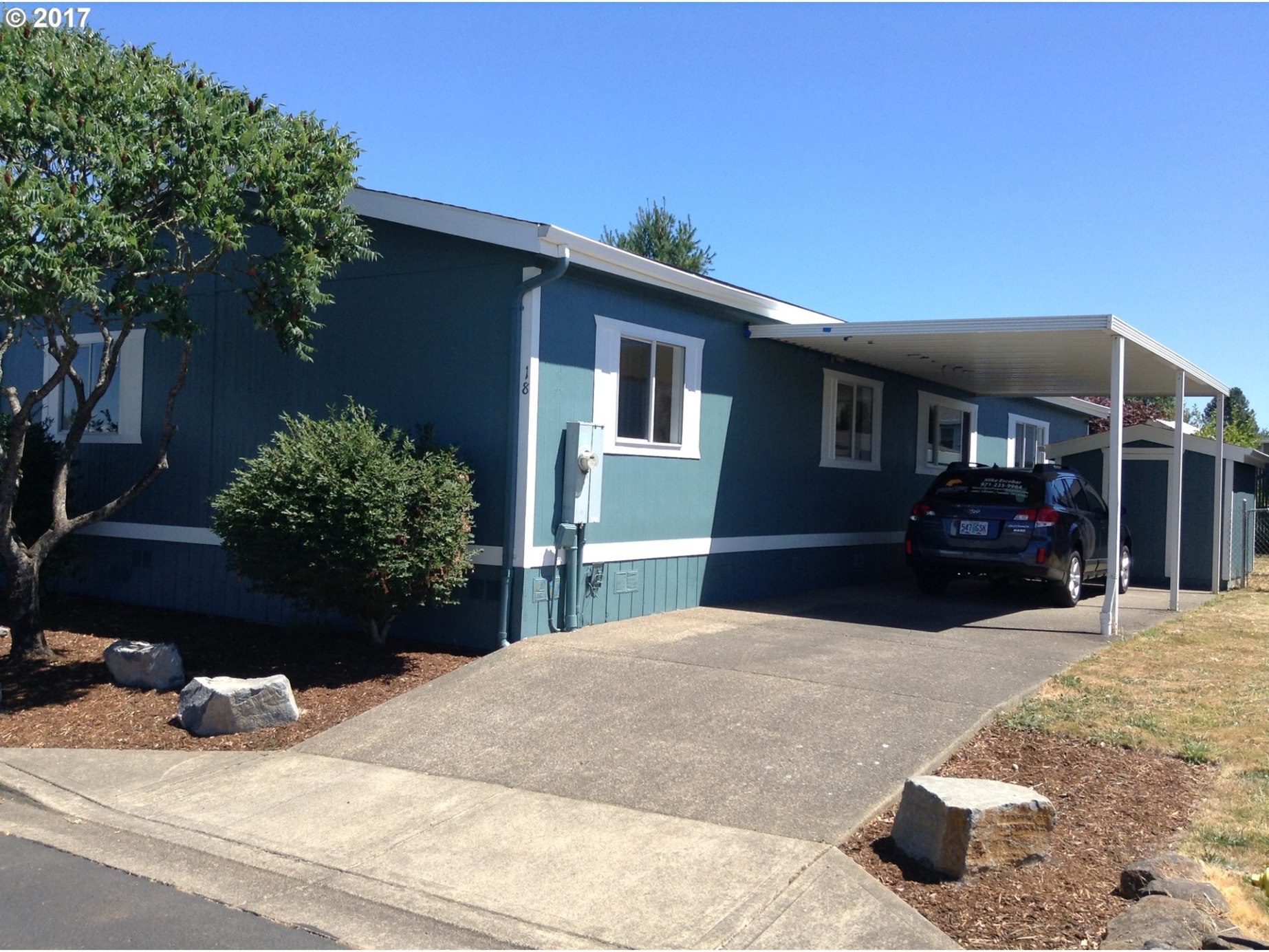 1015 Oak Street, Unit 18 Silverton, OR 97381 - Photo 4 of 15