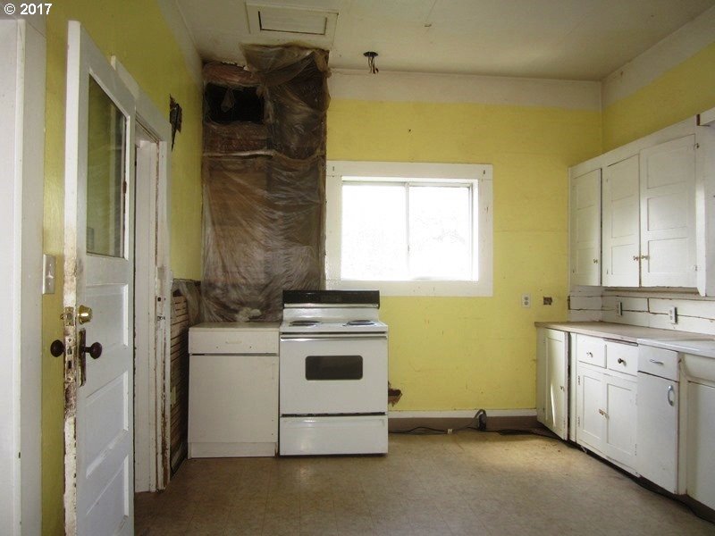 1868 Talbot Road Southeast Jefferson, OR 97352 - Photo 29 of 32 Gallery Image 29