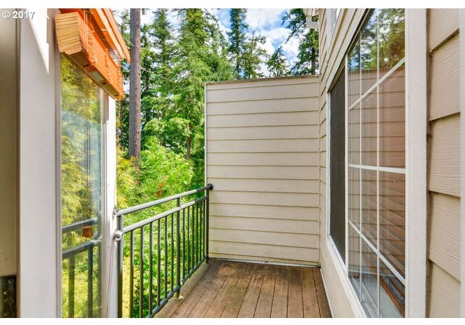 17564 Northwest Springville Road, Unit 10 Portland, OR 97229 - Photo 9 of 11 Gallery Image 9