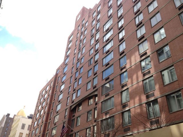 21 Chelsea 120 W 21st St, Manhattan, NY 10011 - Photo 1 of 6