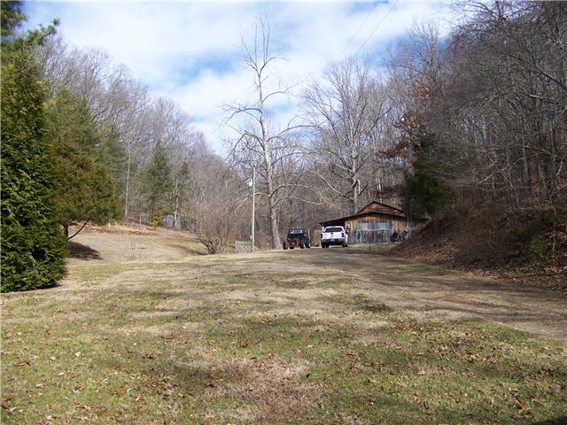 400 Story Road Goodspring, TN 38460 - Photo 3 of 9