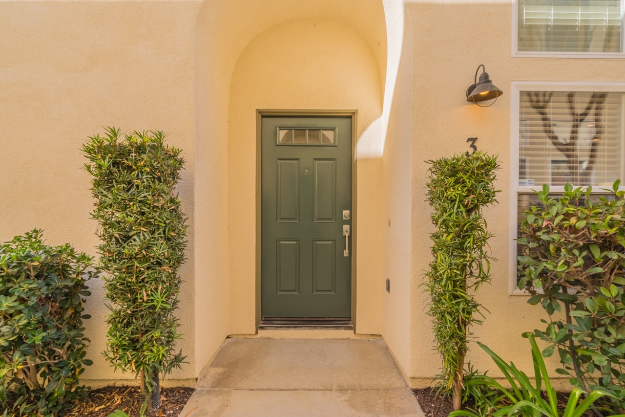 16941 Meadowlark Ridge Road, Unit 3 San Diego, CA 92127 - Photo 4 of 23