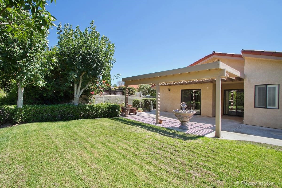 1174 North Crescent Ridge Road Fallbrook, CA 92028 - Photo 4 of 20