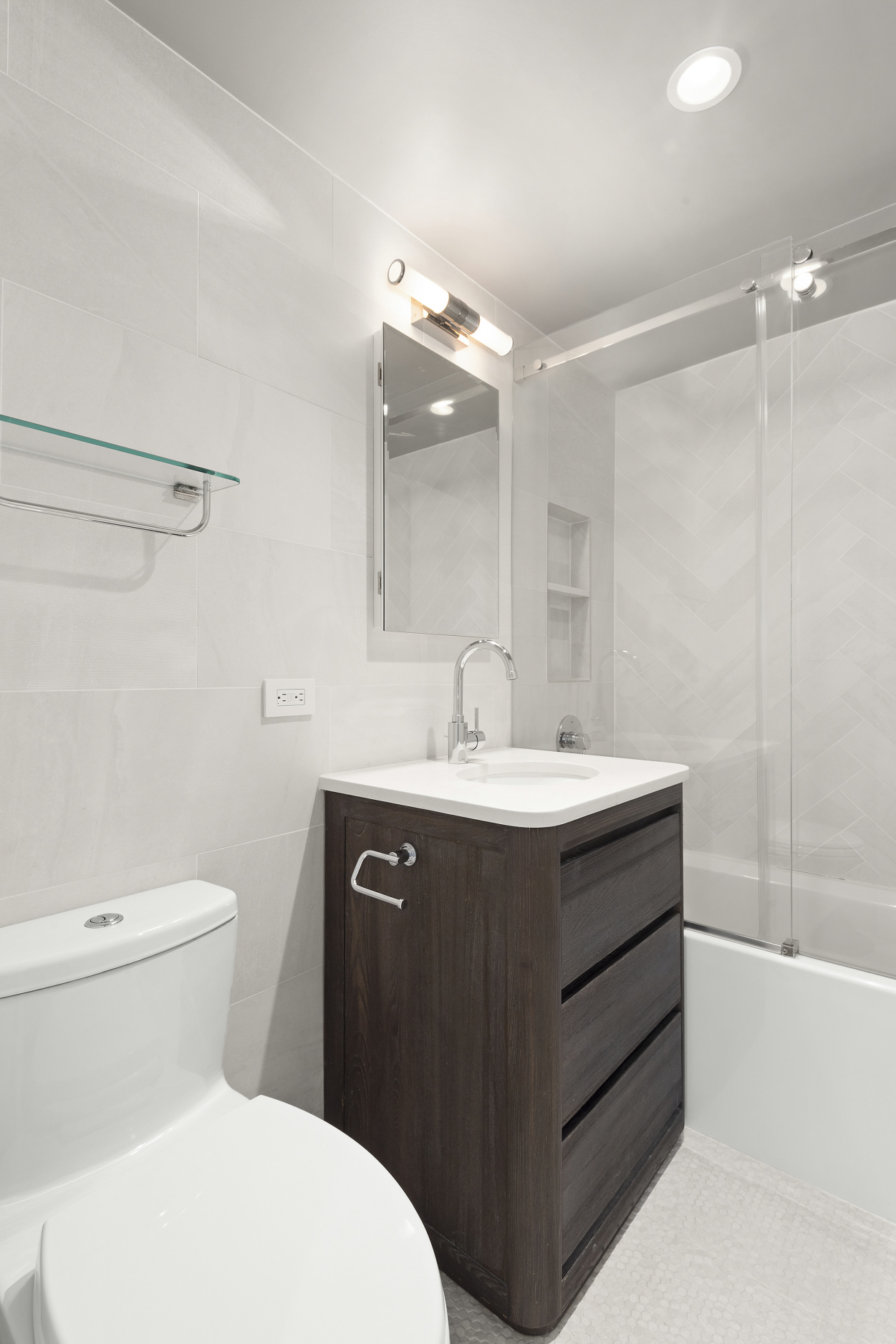 530 East 72nd Street, Unit 18B Manhattan, NY 10021 - Photo 9 of 16