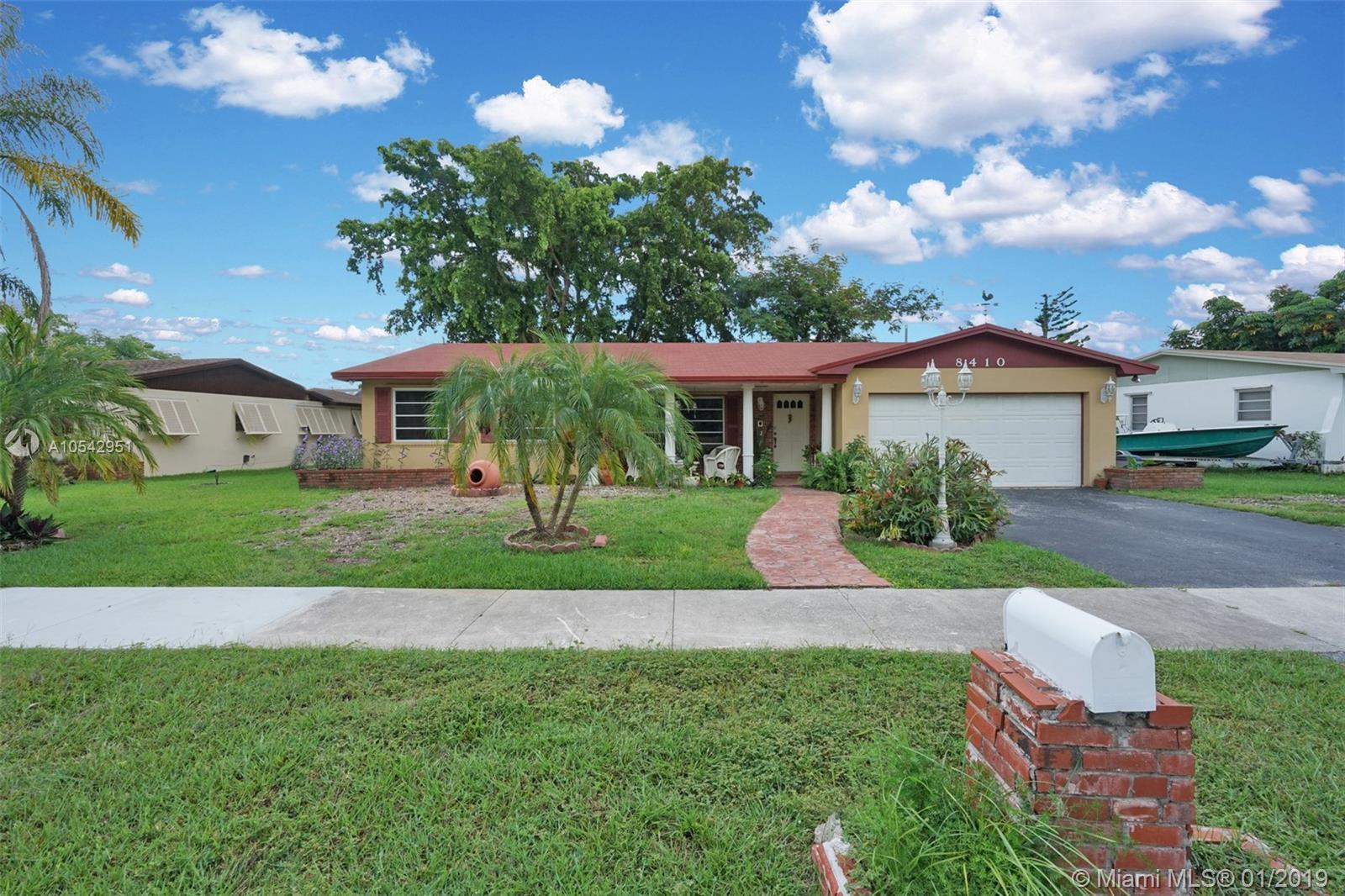 8410 Southwest 201st Street Cutler Bay, FL 33189 - Photo 2 of 46