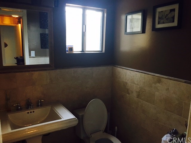 11742 215th Street, Unit 8 Lakewood, CA 90715 - Photo 10 of 20