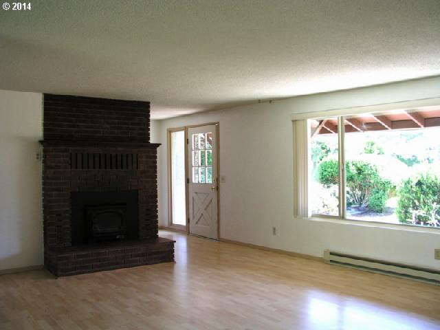 14645 Wollam Road Brookings, OR 97415 - Photo 11 of 12 Gallery Image 11