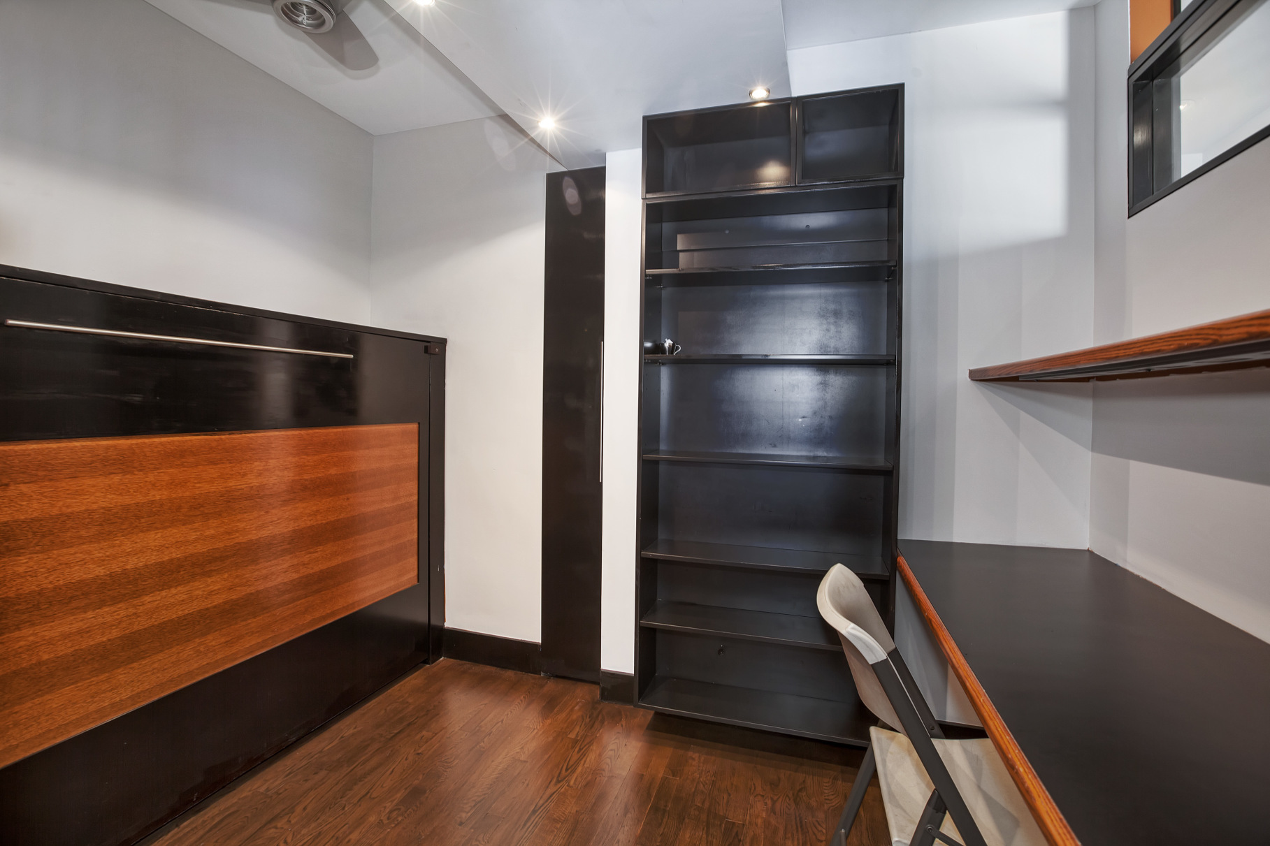 100 West 12th Street, Unit 6B Manhattan, NY 10011 - Photo 8 of 12
