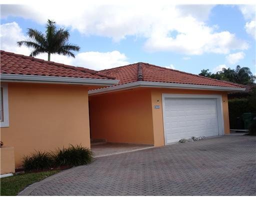 3221 Southwest 140th Avenue Miami, FL 33175 - Photo 3 of 3