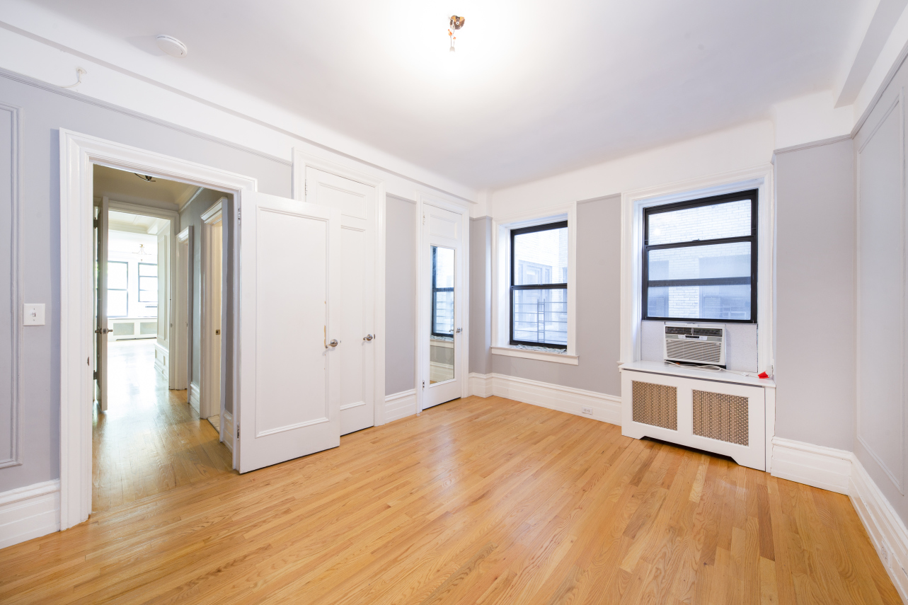 230 West 79th Street, Unit 15S Manhattan, NY 10024 - Photo 7 of 12