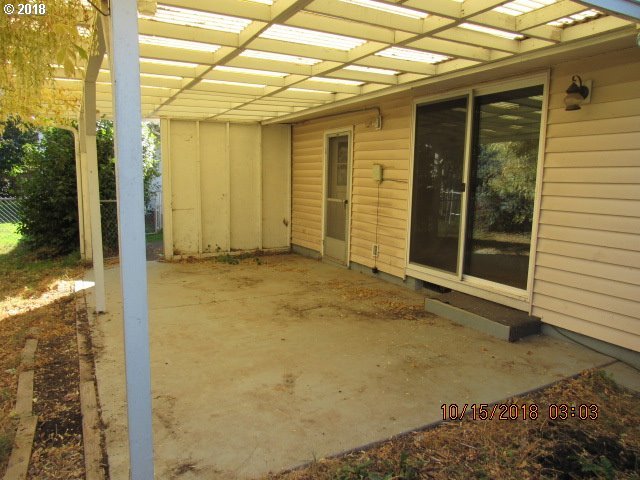 2190 Umpqua Road Woodburn, OR 97071 - Photo 18 of 23 Gallery Image 18