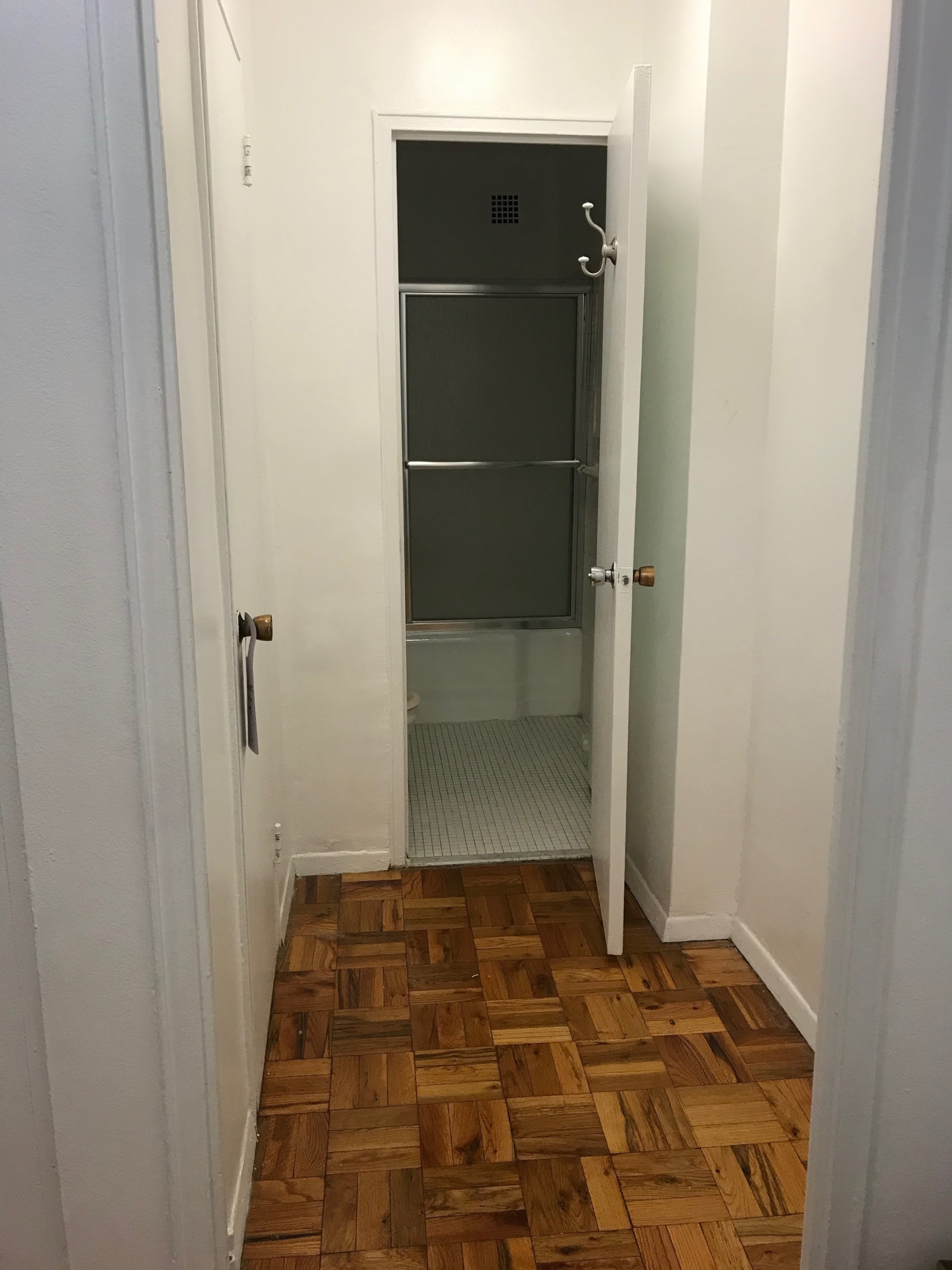 301 East 22nd Street, Unit 4T Manhattan, NY 10010 - Photo 5 of 10