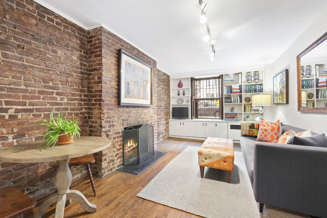 333 West 22nd Street, Unit 1A Manhattan, NY 10011 - Photo 1 of 9