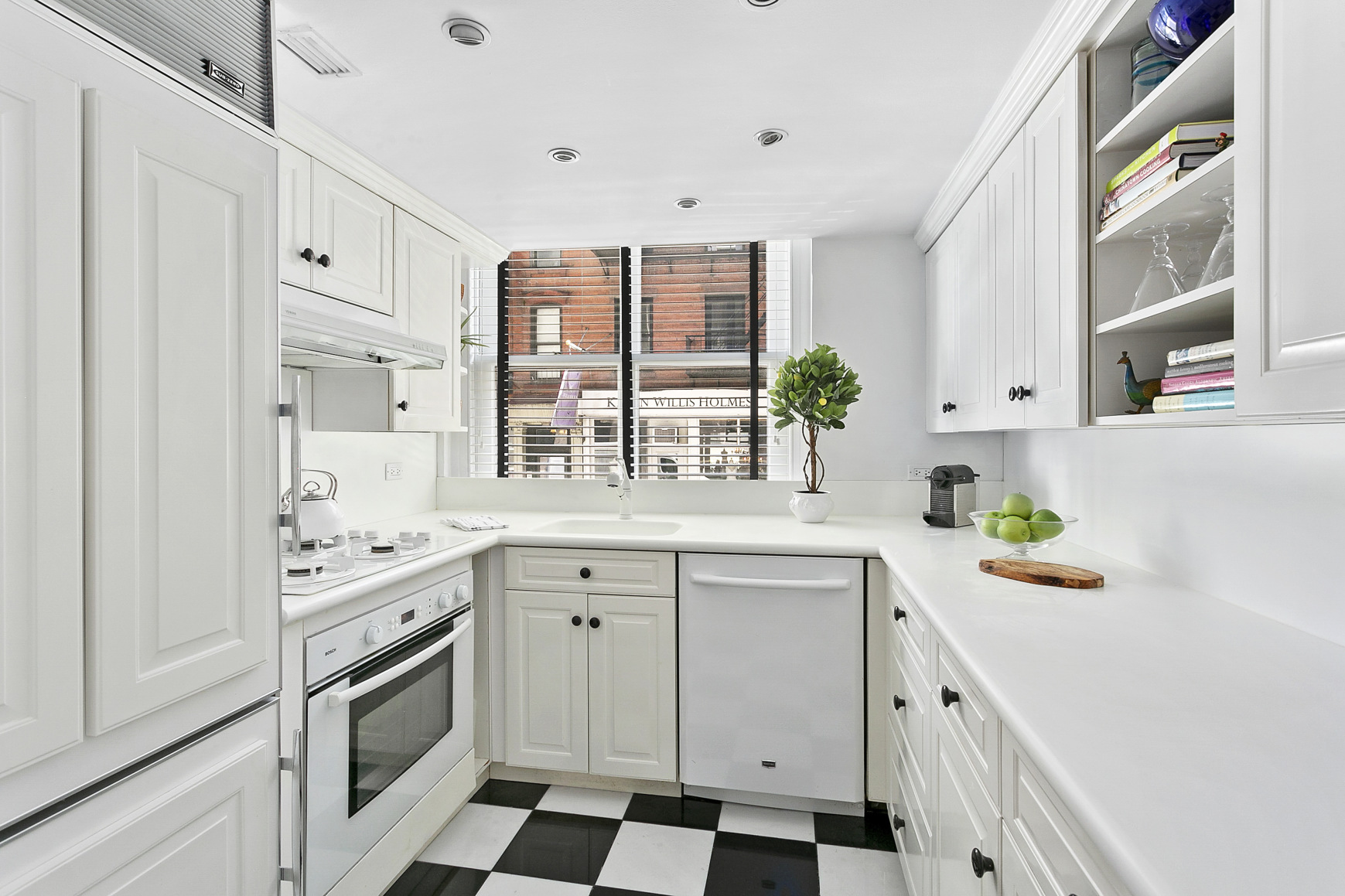 240 Centre Street, Unit 2J Manhattan, NY 10013 - Photo 6 of 12