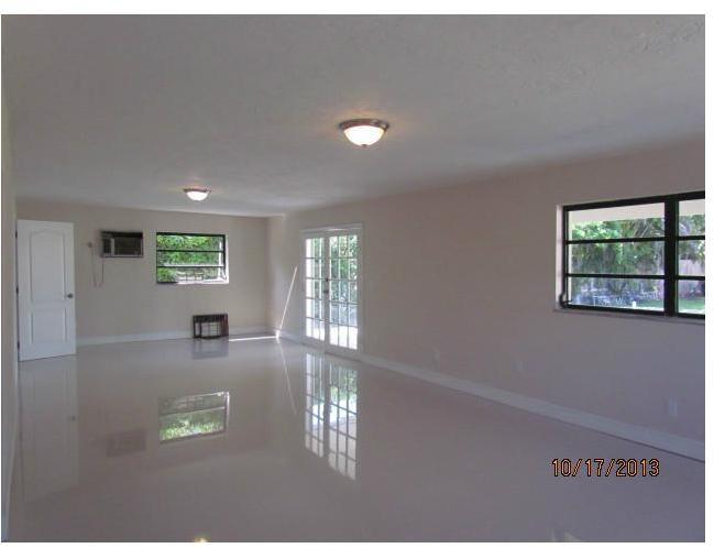 5879 Southwest 59th Street Miami, FL 33143 - Photo 7 of 28