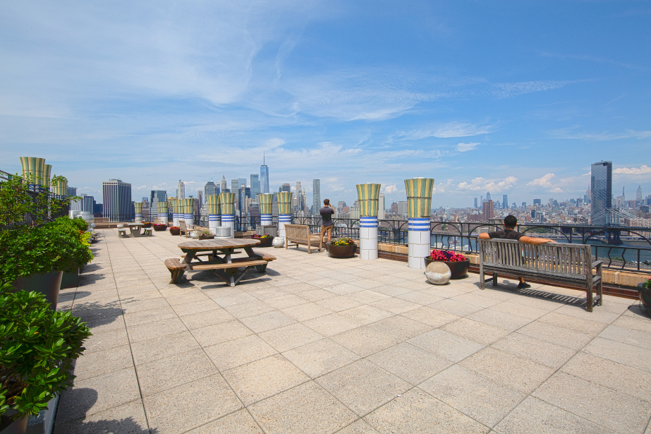 St. George Tower 111 Hicks St, Brooklyn, NY 11201 - Photo 10 of 11