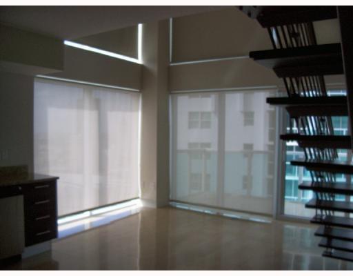 41 Southeast 5th Street, Unit 1517 Miami, FL 33131 - Photo 7 of 16