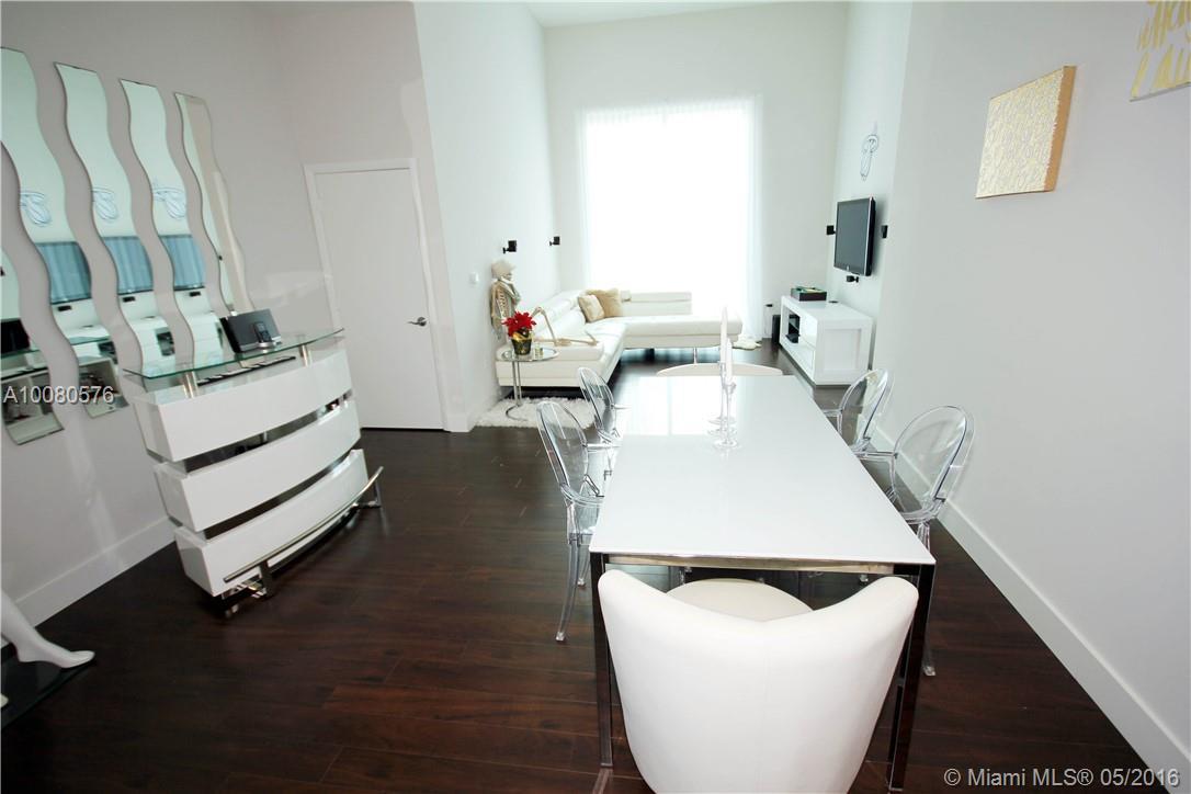 253 Northeast 2nd Street, Unit 308S Miami, FL 33132 - Photo 3 of 18
