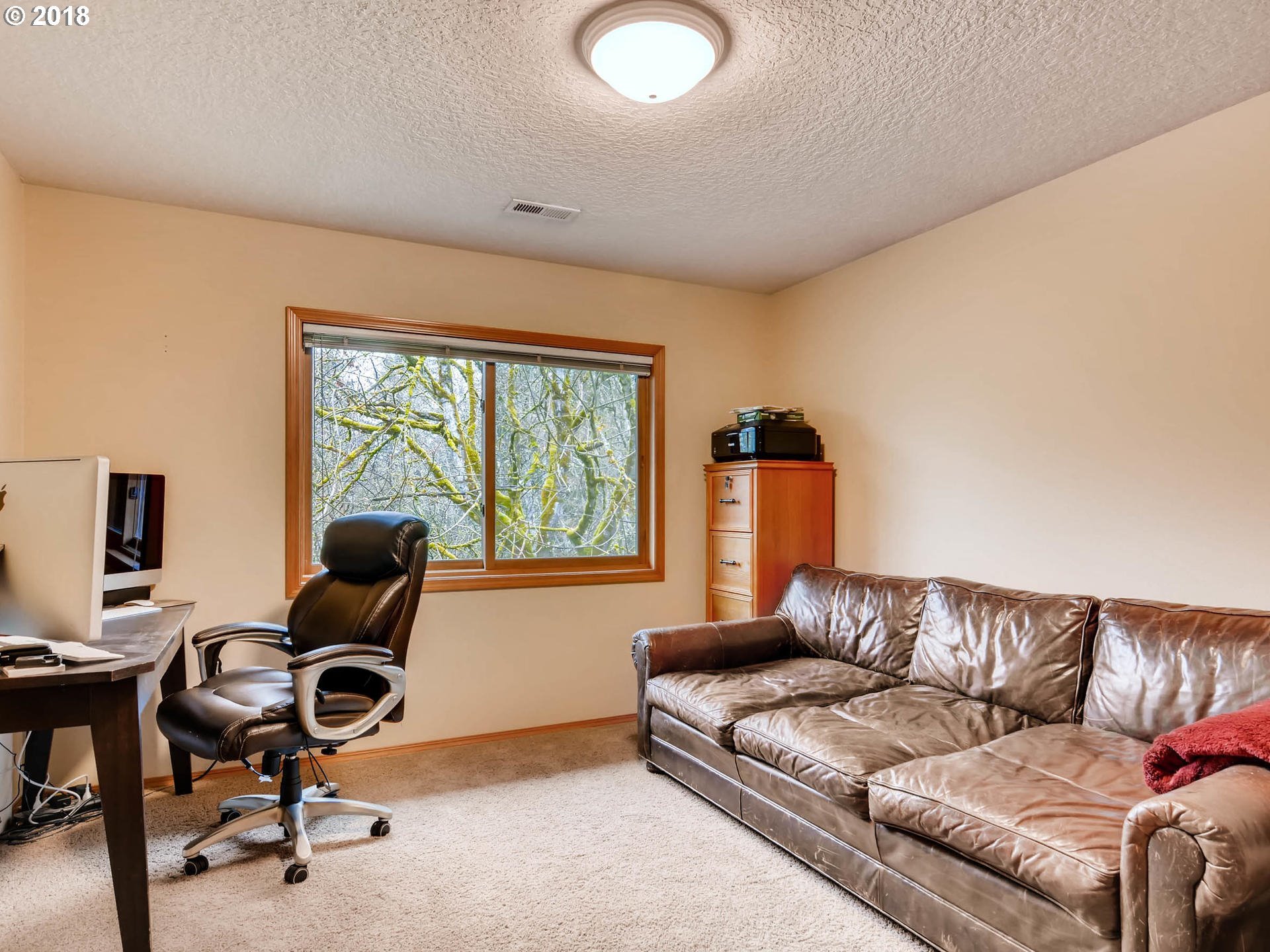 28585 Southwest Cascade Loop Wilsonville, OR 97070 - Photo 19 of 27 Gallery Image 19
