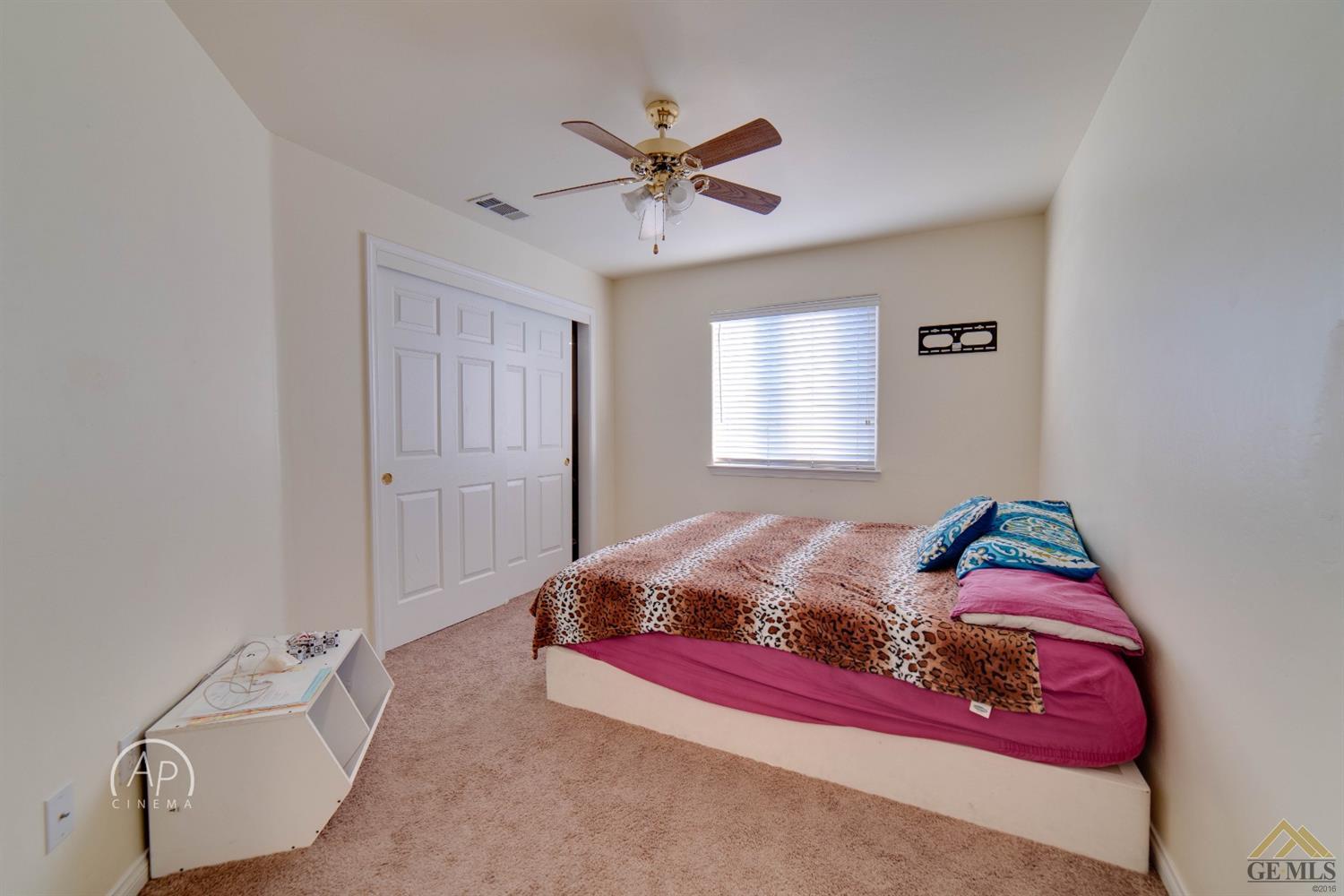 6902 Akers Road Bakersfield, CA 93313 - Photo 15 of 24