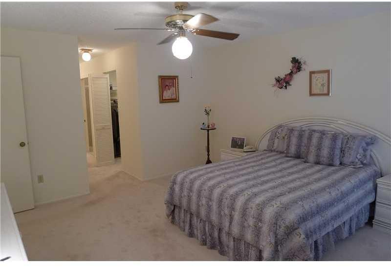 9114 Southwest 20th Street, Unit B Boca Raton, FL 33428 - Photo 8 of 25 Gallery Image 8