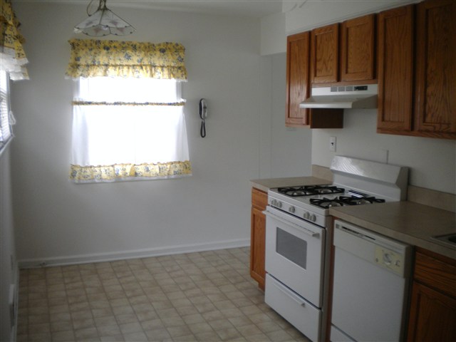 2231 Shore Road Linwood, NJ 08221 - Photo 4 of 12 Gallery Image 4