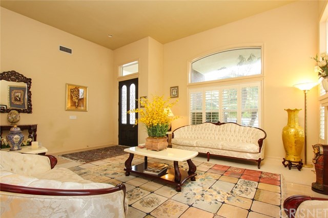 17764 Sidwell Street Granada Hills, CA 91344 - Photo 10 of 49