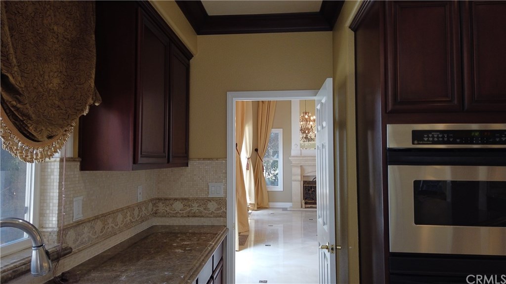 7455 Misty View Place Riverside, CA 92506 - Photo 17 of 55