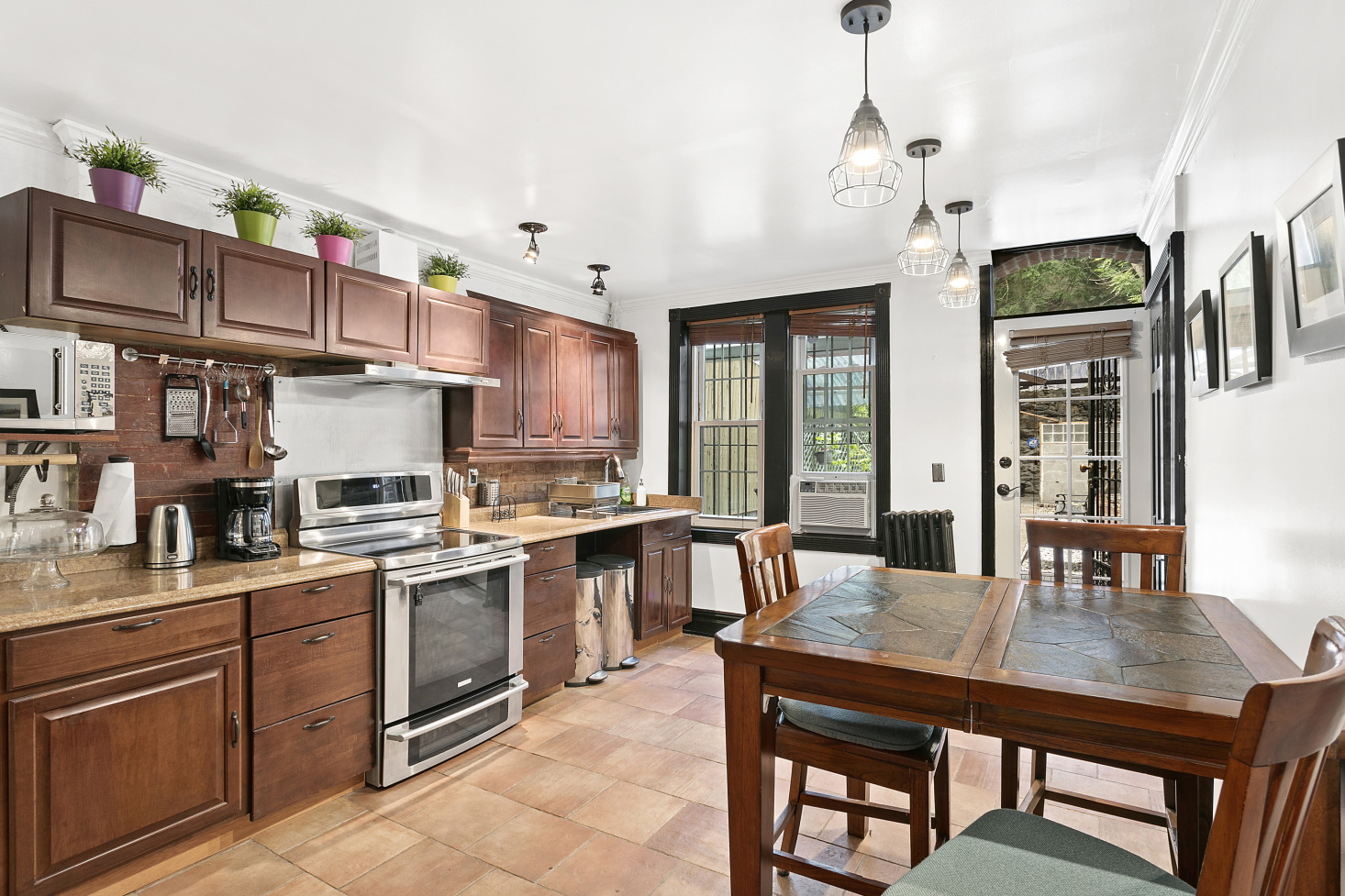 195 Edgecombe Avenue, Unit 1 Manhattan, NY 10030 - Photo 3 of 6