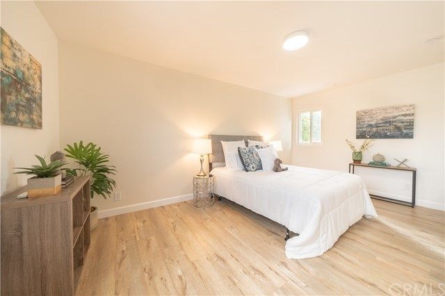 $1,799,999 | 397 La Perle Lane, Costa Mesa, CA 92627