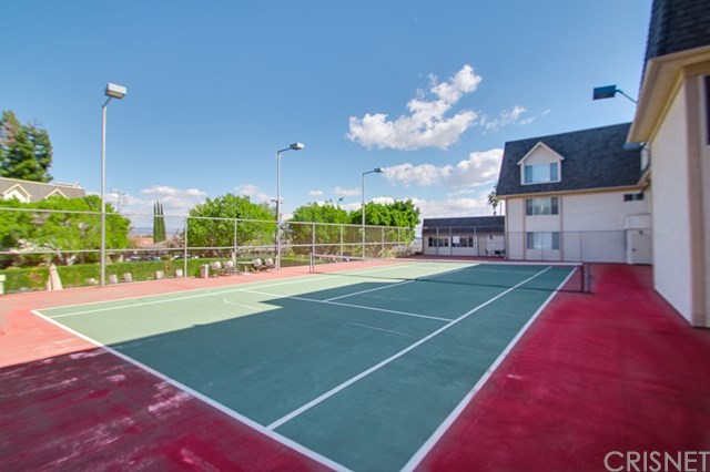 2385 Roscomare Road, Unit E10 Los Angeles, CA 90077 - Photo 14 of 18