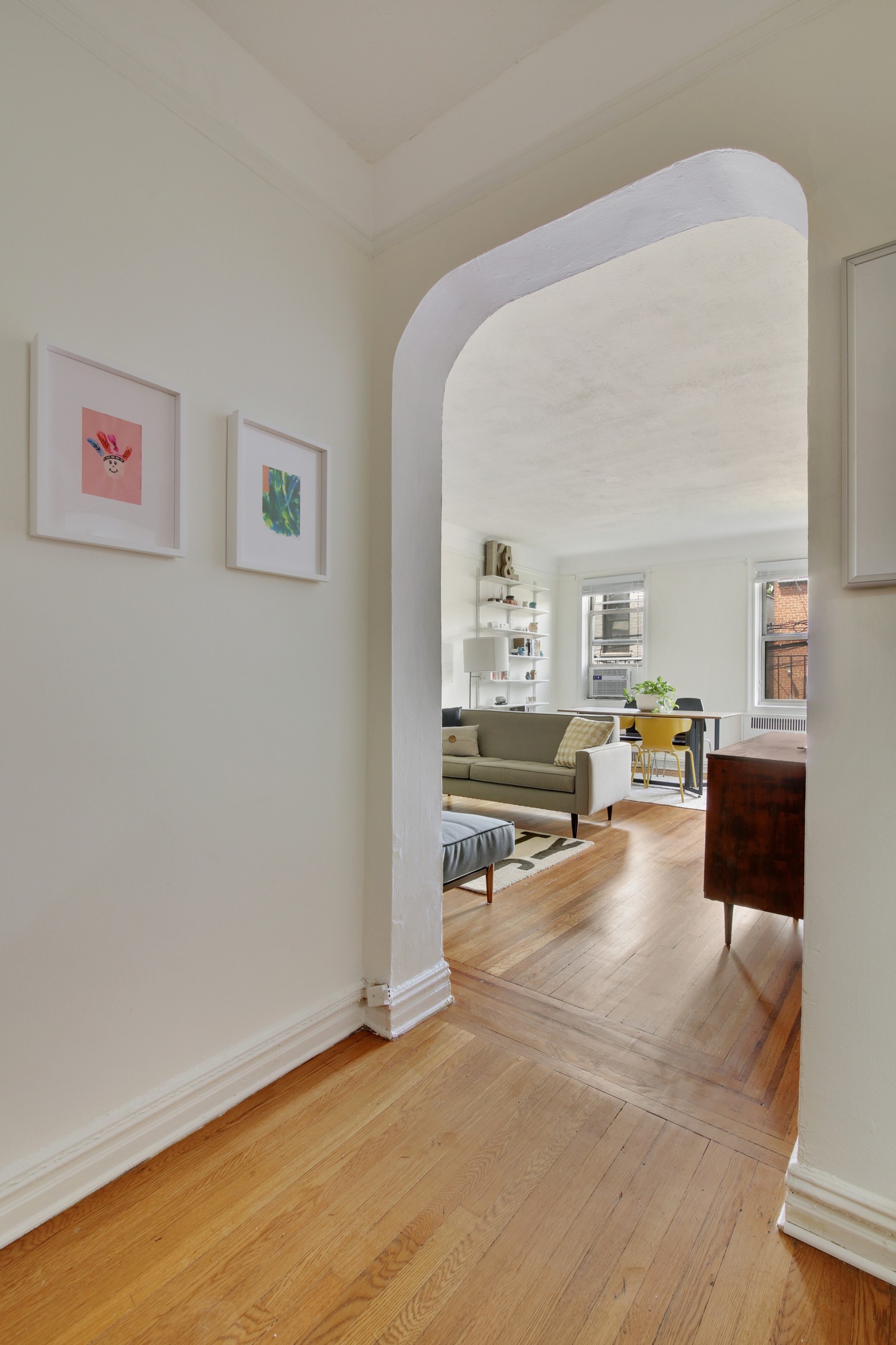 40 Tehama Street, Unit 2K Brooklyn, NY 11218 - Photo 2 of 14 Gallery Image 2