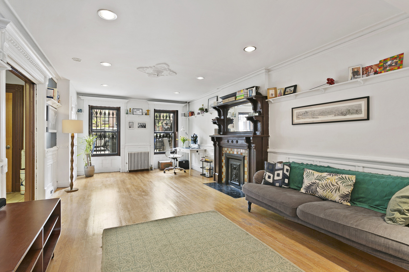 686 Putnam Avenue Brooklyn, NY 11221 - Photo 2 of 10