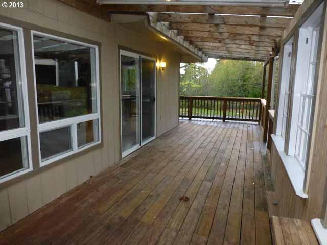 95279 Mountain Road Gold Beach, OR 97444 - Photo 11 of 16 Gallery Image 11