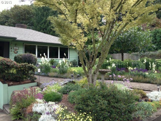 7817 Southwest Ruby Terrace Portland, OR 97219 - Photo 12 of 13 Gallery Image 12