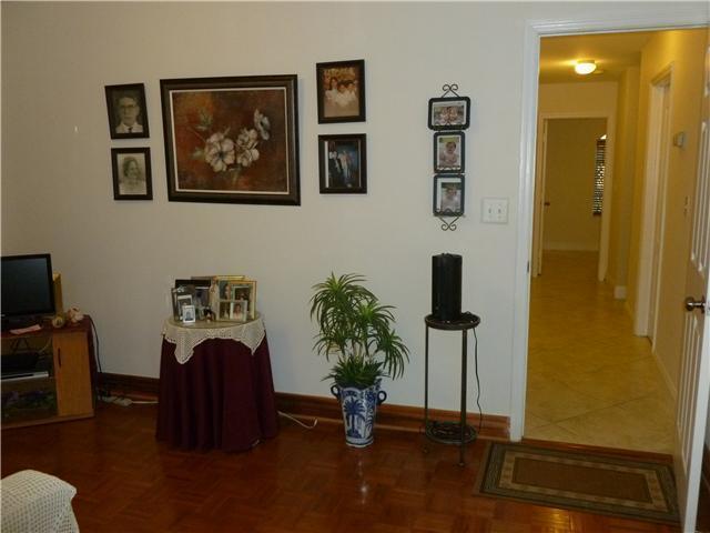 7940 Southwest 163rd Place Miami, FL 33193 - Photo 10 of 19